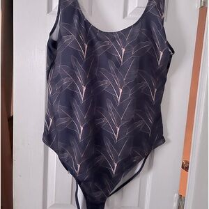 One piece high cut 3x bathing suit